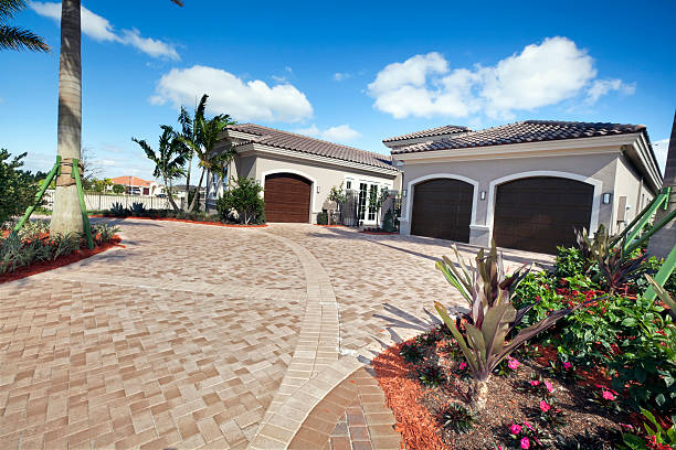 Best Local Driveway Pavers  in Johnston City, IL